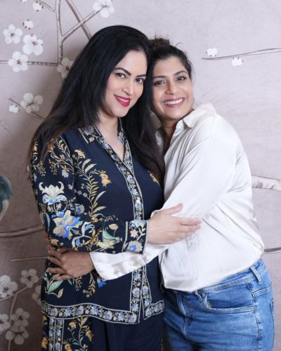 Celebrity visit at DNA Royal Aesthetic Skin & Hair Clinic, Thane – photo 2