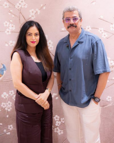 Celebrity visit at DNA Royal Aesthetic Skin & Hair Clinic, Thane – photo 3
